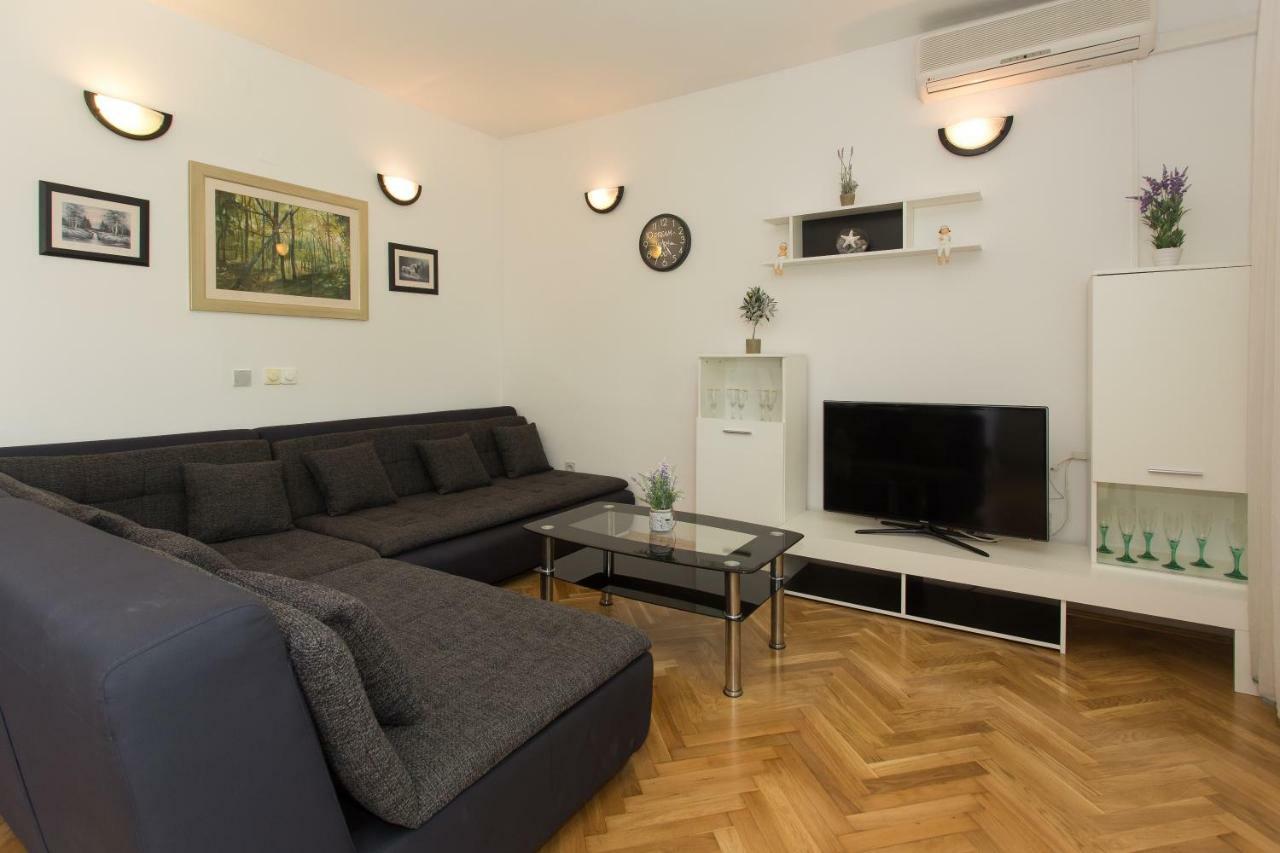 Apartment Mate คาชเตลา ภายนอก รูปภาพ